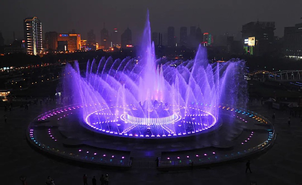圆形音乐喷泉